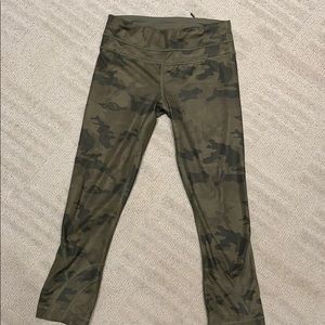 Lululemon camo leggings